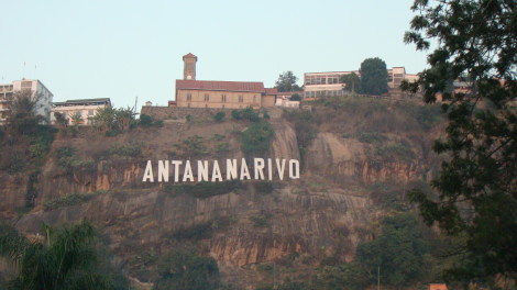 Tana Hollywood 1